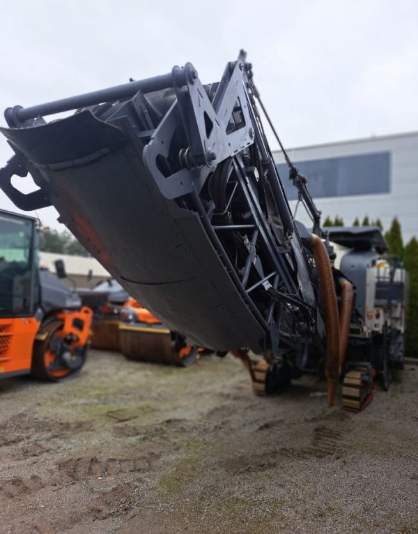 Wirtgen W 200 i Road Planer