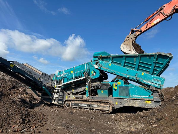 Powerscreen Warrior 1400X Scalping Screen