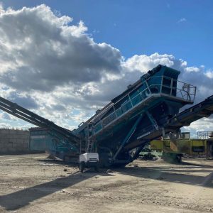 Powerscreen Chieftain 2200 Incline Screen