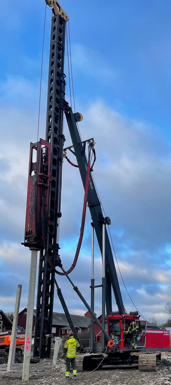 Junttan PM23J Hammer Piling Rig