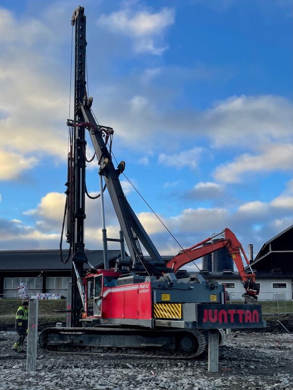 Junttan PM23J Hammer Piling Rig