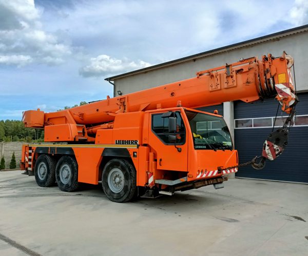 Liebherr LTM 1045-3.1 Mobile Crane