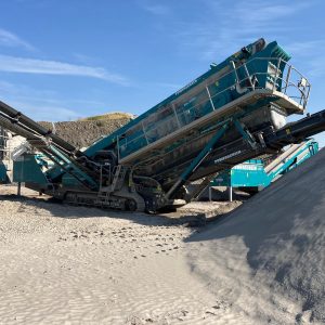 Powerscreen Chieftain 2200 Incline Screen