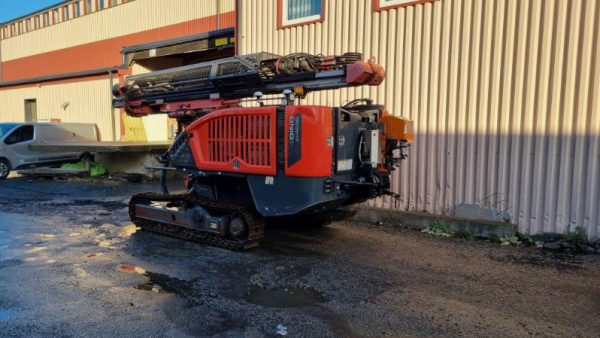 Sandvik Dino DC400Ri Rock Drill