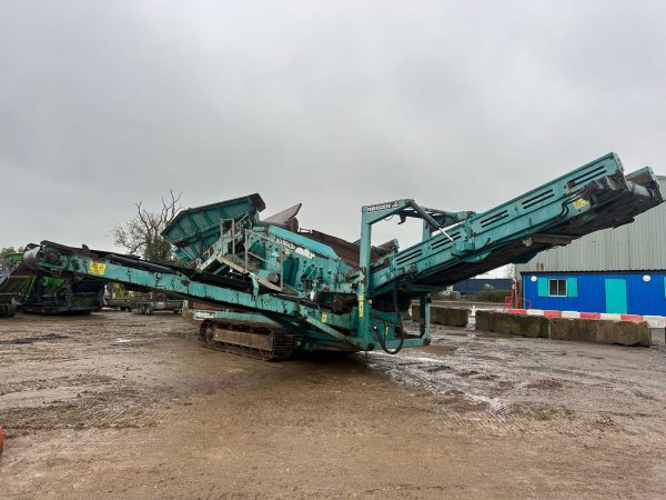 Powerscreen Warrior 1400 Scalping Screen