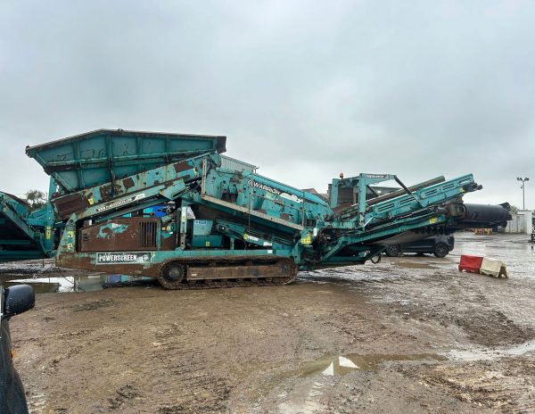 Powerscreen Warrior 1400 Scalping Screen