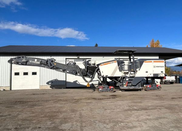 Wirtgen W 210 Fi Cold Planer