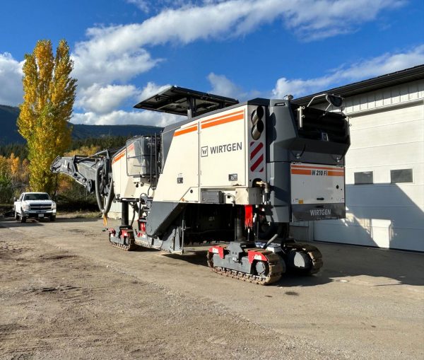 Wirtgen W 210 Fi Cold Planer