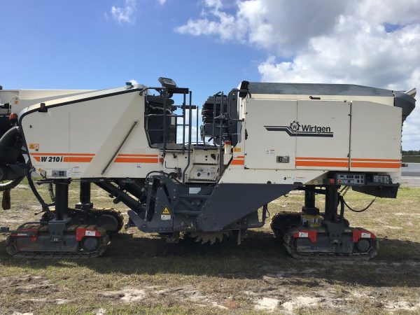 Wirtgen W 210 i Cold Planer