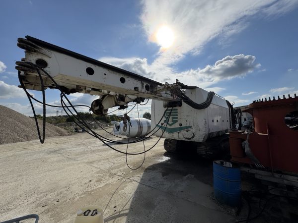 Casagrande B250 XP-2 Rotary/CFA Piling Rig