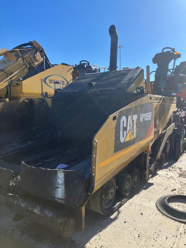 Caterpillar AP1055F Paver