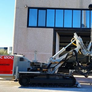 Comacchio MC1200 Micro Piling Rig