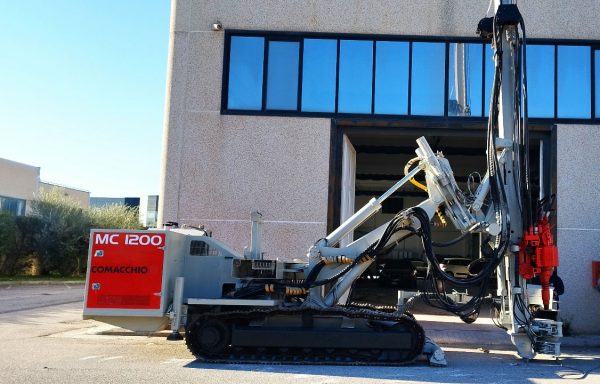 Comacchio MC1200 Micro Piling Rig