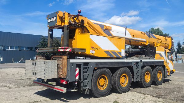 Grove GMK 4100L-1 Mobile Crane