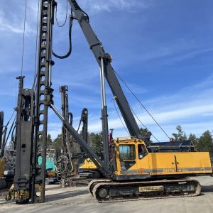 Junttan PM-23LC Hammer Piling Rig