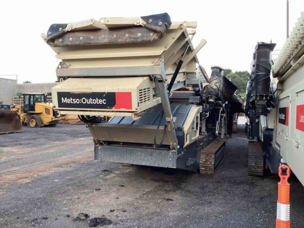 Metso ST2.8 Scalping Screen