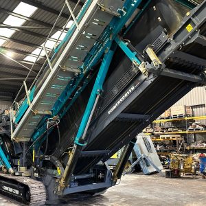 Powerscreen Chieftain 2200 Incline Screen