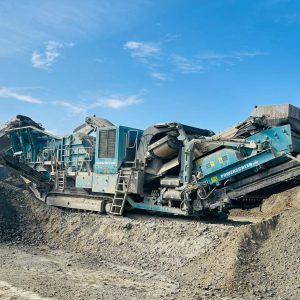 Powerscreen Trakpactor 320SR Impact Crusher