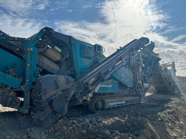 Powerscreen Trakpactor 320SR Impact Crusher