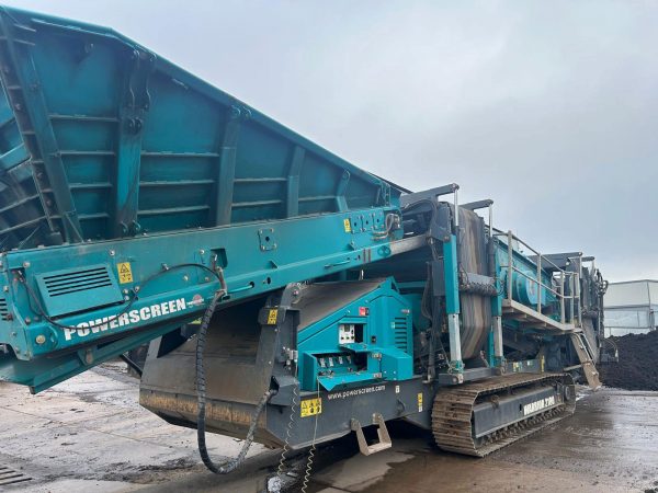 Powerscreen Warrior 2100 Spaleck Scalping Screen