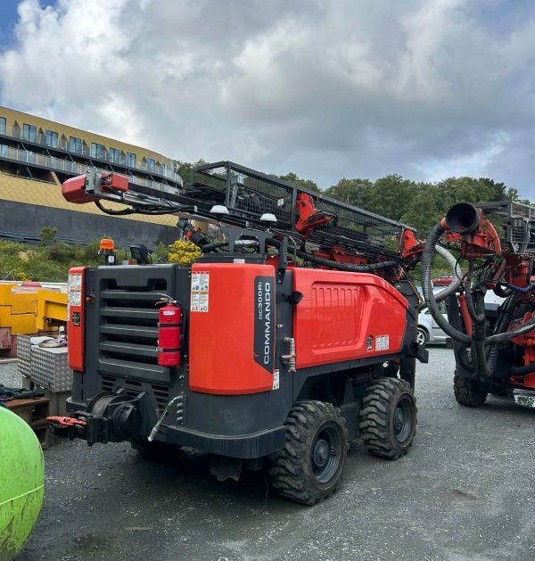 Sandvik DC300Ri S5 Rock Drill