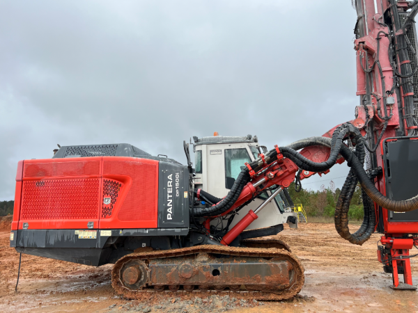 Sandvik DP1500i Rock Drill