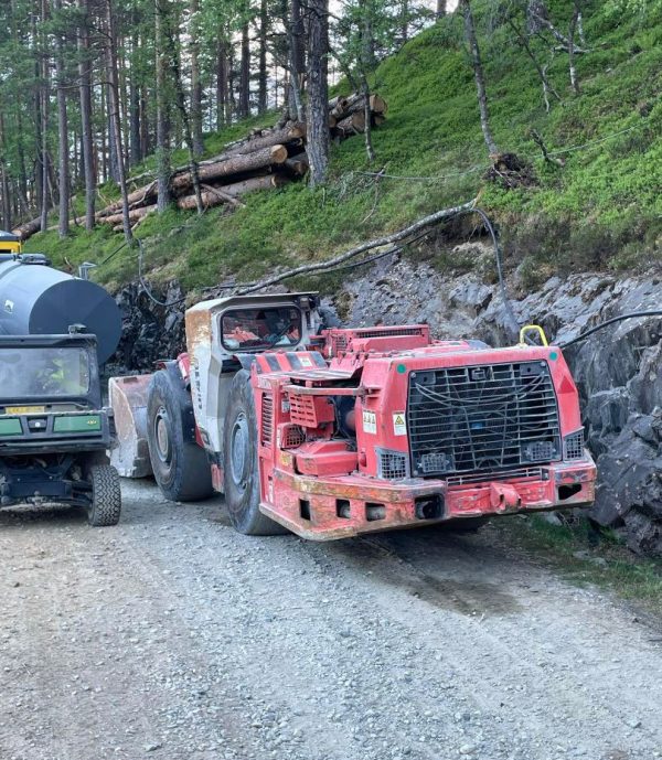 Sandvik LH410 Underground Loader