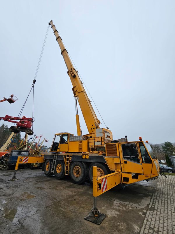 Terex Demag AC 205 Mobile Crane