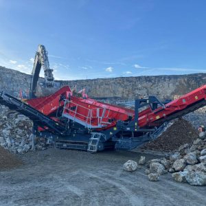 Terex Finlay 883+ Scalping Screen