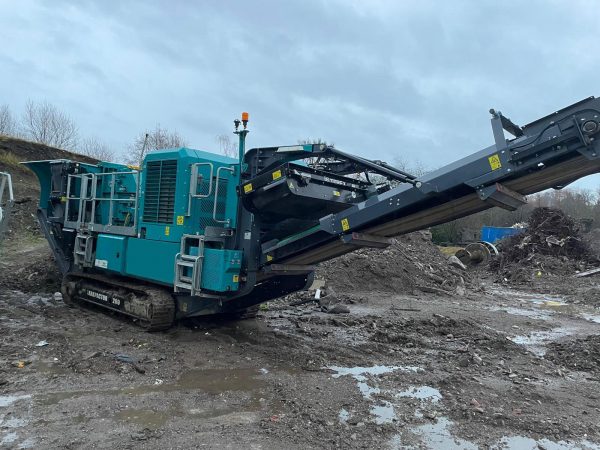 Powerscreen Trakpactor 260 Impact Crusher