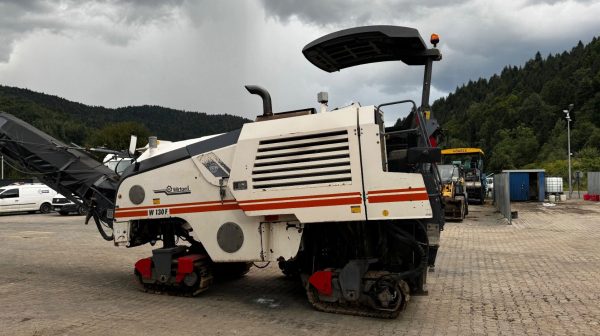 Wirtgen W 130 F Road Planer