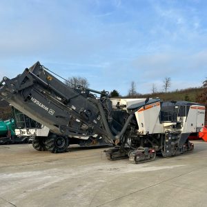 Wirtgen W 210 Fi Cold Planer