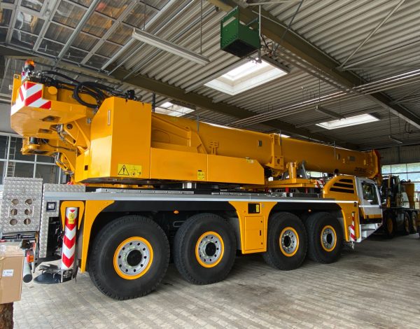 Demag AC 100-4L Mobile Crane