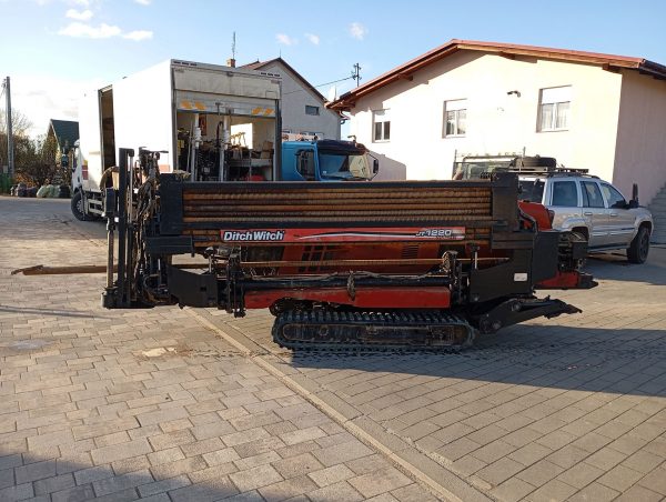 Ditch Witch JT1220 Mach 1 Directional Drill