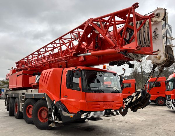 Grove GMK 4100L Mobile Crane