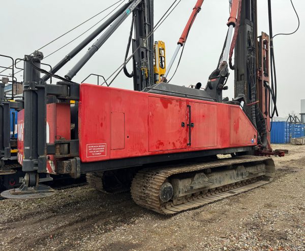 Junttan PM20 VLC Hammer Piling Rig