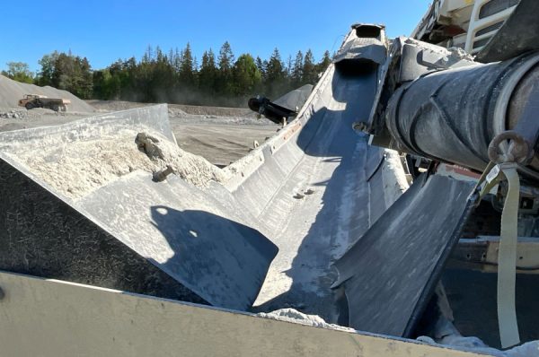 Metso LT300HPS Cone Crusher