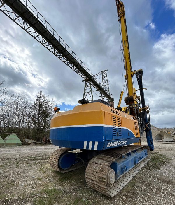 Bauer BG 20H Rotary Piling Rig