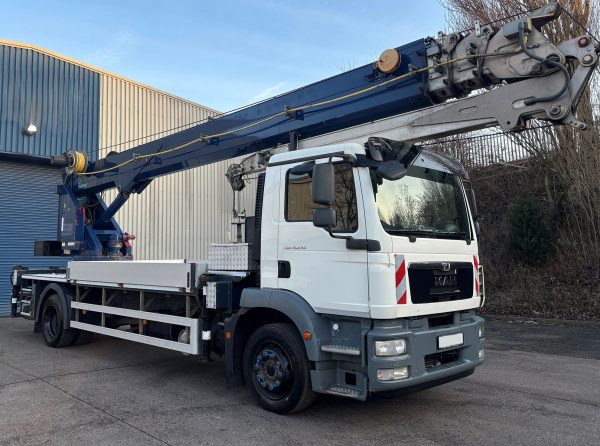 Bocker AK 44/4000 Truck Crane