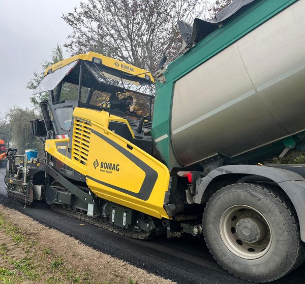 Bomag BF 700 C-3 Paver