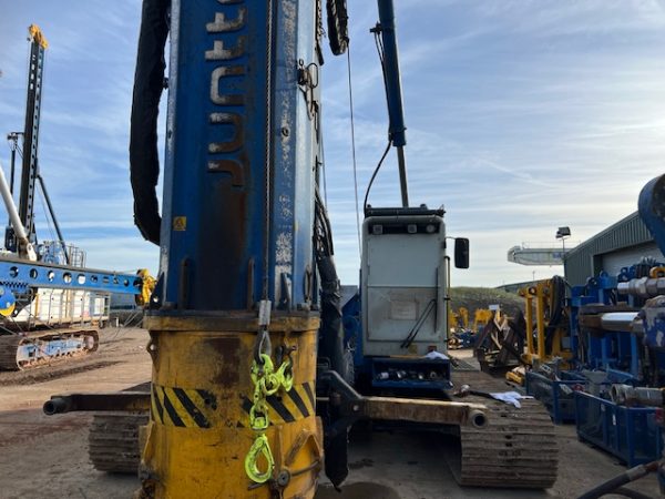 Junttan PMx22 Hammer Piling Rig