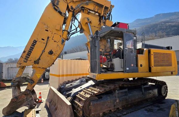 Liebherr R944C T Litronic Underground Excavator