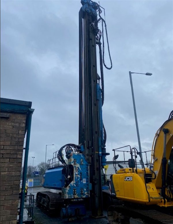 RTG RG21T Vibratory Piling Rig