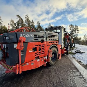 Sandvik DT922i Rock Drill