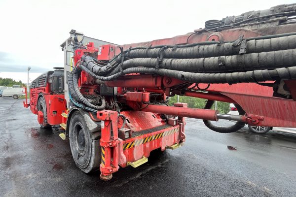 Sandvik DT922i Underground Rock Drill