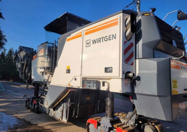 Wirtgen W 210 Fi Road Planer