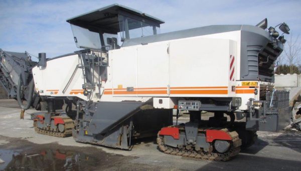 Wirtgen W 250 i Road Planer