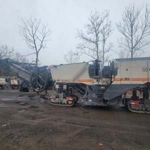 Wirtgen W 220 i Cold Planer