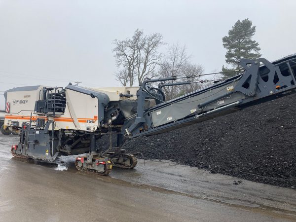 Wirtgen W 200 i Cold Planer