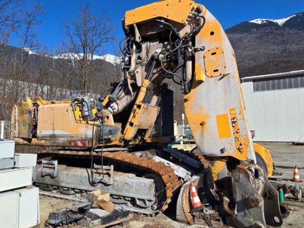 Liebherr R944C T Litronic Underground Excavator